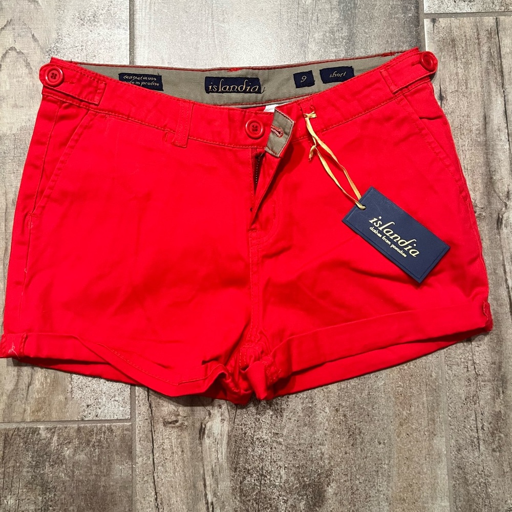 NWT Islandia Red Short Shorts-Size 9